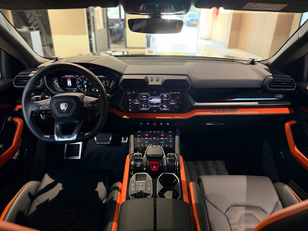 Lamborghini Urus SE|Pano|B&O|Ceramic|Hud|Massage|BTW|Fabrieksgarantie|Onderhoudscontract 53041995-2.jpg | Motorway Exclusive