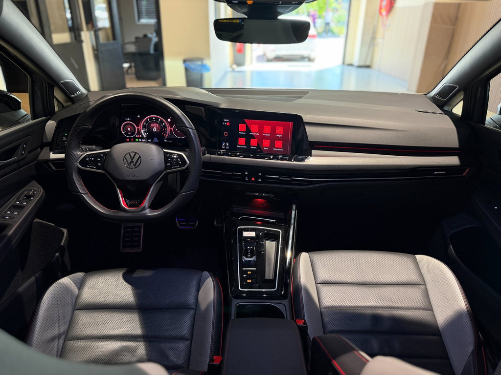 Volkswagen Golf 2.0 TSI GTI Clubsport Akrapovic|Pano|HUD|Matrix|H&K|Leder|Camera| 55011320-2.jpg | Motorway Exclusive