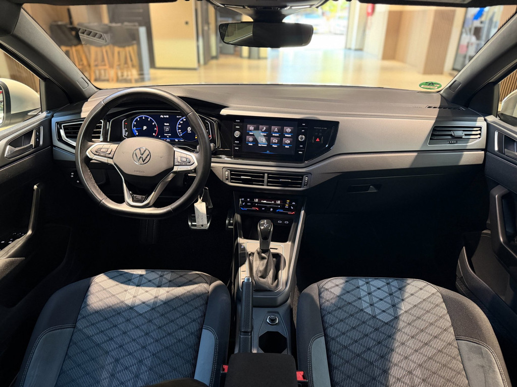 Volkswagen Taigo 1.0 TSI 3x R-Line |Pano|Virtual Cockpit|Carplay|LED|Stoelverwarming| 56098322-2.jpg | Motorway Exclusive