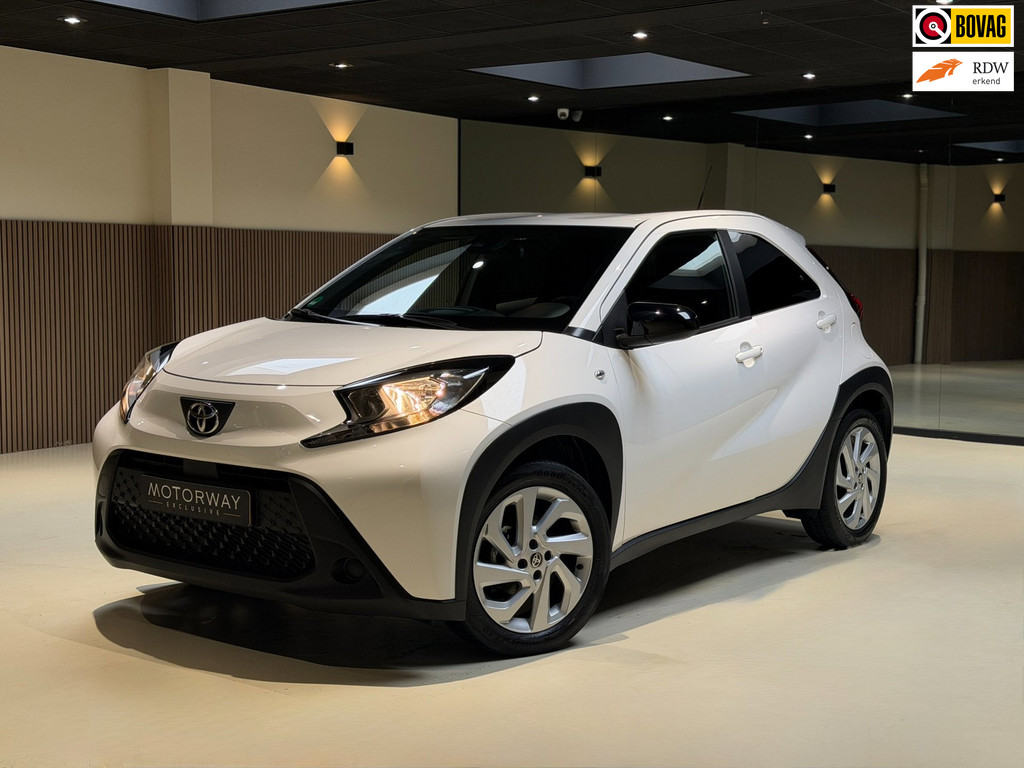 Toyota Aygo X 1.0 VVT-i MT Playi|Carplay|Camera| Airco|Acc|Fabrieksgarantie 56914278-0.jpg | Motorway Exclusive