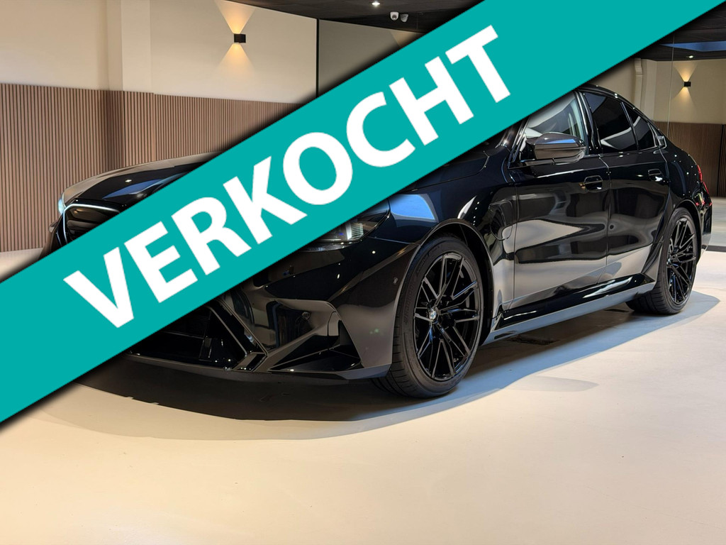 BMW M5 5-serie M Carbon|M Drivers Package|M Drive Professional|Driving + Parking Assistant Professional|Alcantara|Trekhaak 51909983-0.jpg | Motorway Exclusive
