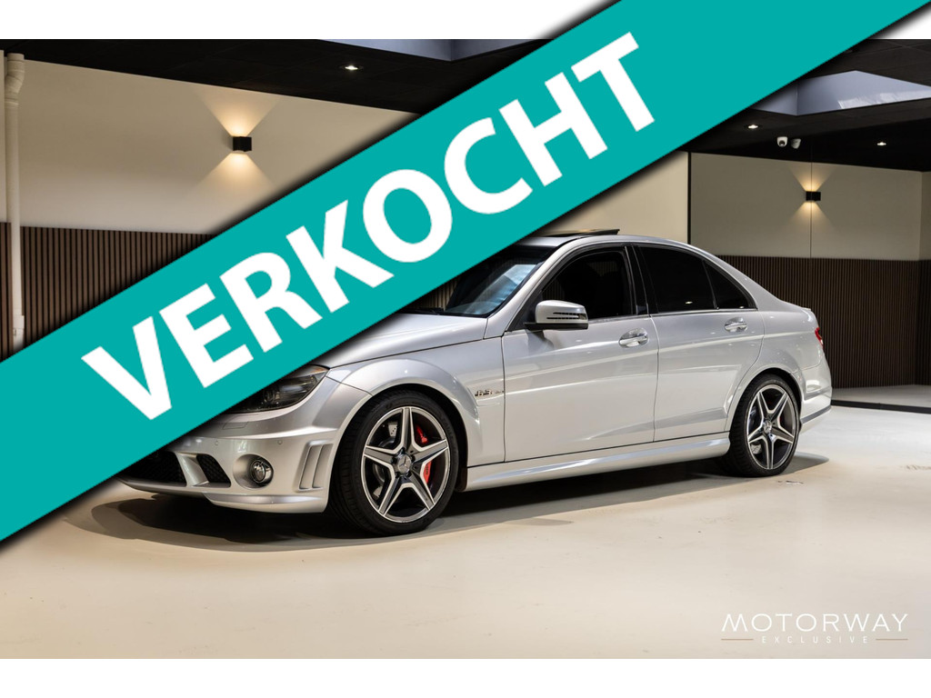 Mercedes-Benz C-Klasse AMG C63 W204|SCHUIFDAK|LEER|AUTOMAAT|CAMERA|YOUNGTIMER 55351601-0.jpg | Motorway Exclusive